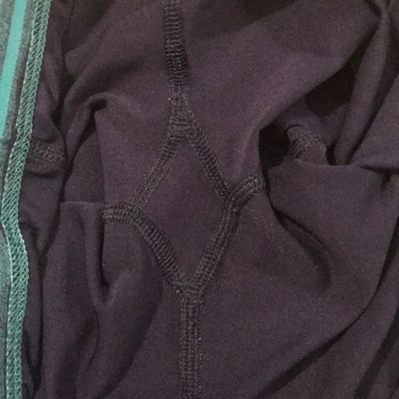 Under Armour leggings - Picture 3 of 3